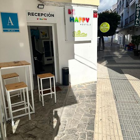 Be Happy Hostel Nerja Extérieur photo