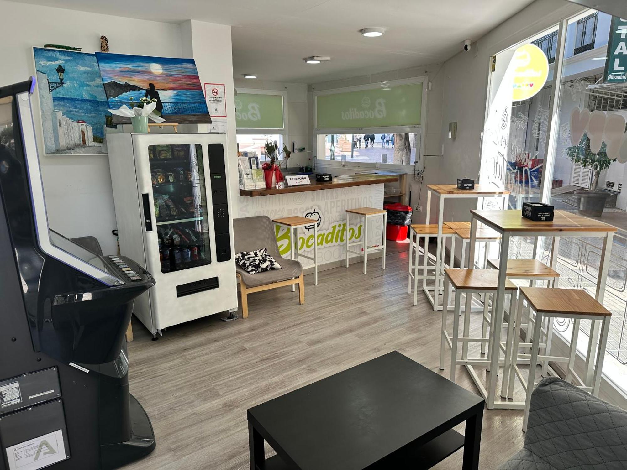 Be Happy Hostel Nerja Extérieur photo